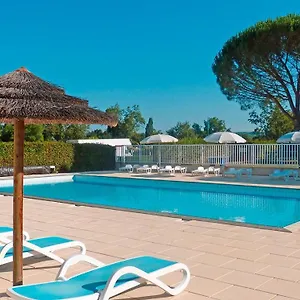 Le Clos De La Lere Camping